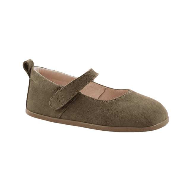Merceditas barefoot Hada Mouse en ante oscuro. Zapatos respetuosos de la marca Papes. Elaborados en piel de alta calidad para respetar los pies de los peques de la casa. Hechos en España.