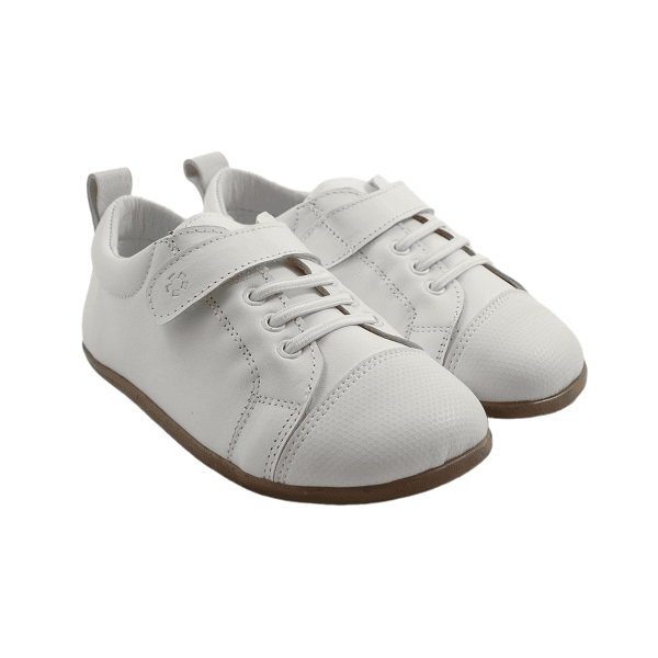 Zapatos barefoot infantiles Boria Luna con suela ecológica hecha con caucho virgen, material reciclado y algas del Mediterráneo
