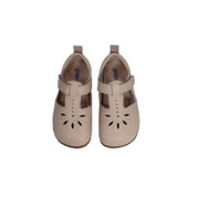 Calzado barefoot Brisa Seda con suela ecológica fabricada con caucho virgen, material reciclado y algas del Mediterráneo, plana y antideslizante