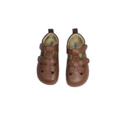 Calzado barefoot Marea Castaña con suela ecológica hecha de caucho virgen, material reciclado y algas del Mediterráneo, plana y antideslizante